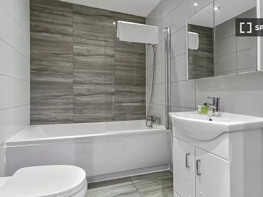 Immagine 16 di Appartamento in affitto  in Vartry Rd a Tottenham