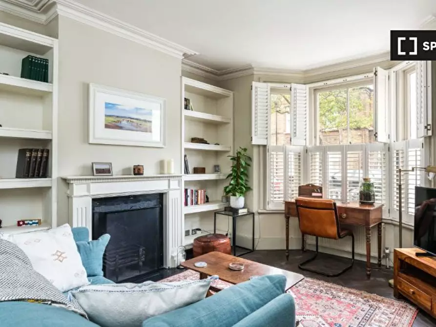 Immagine 19 di Appartamento in affitto  in Ingelow Rd a Lambeth