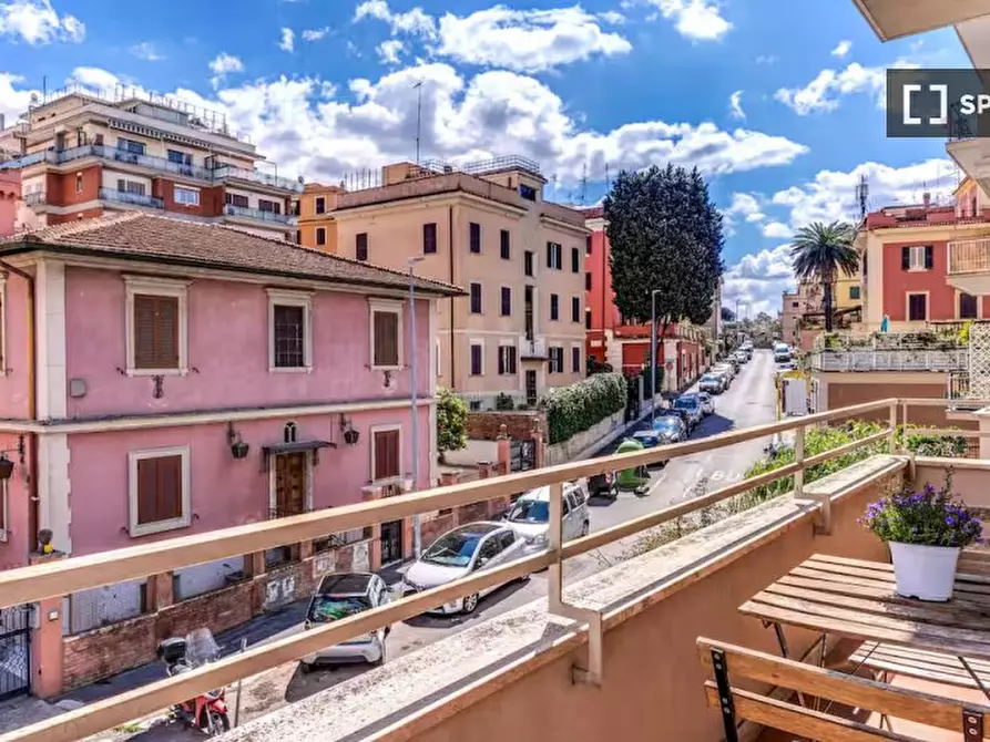 Immagine 17 di Appartamento in affitto  in Via di Monte del Gallo a Roma