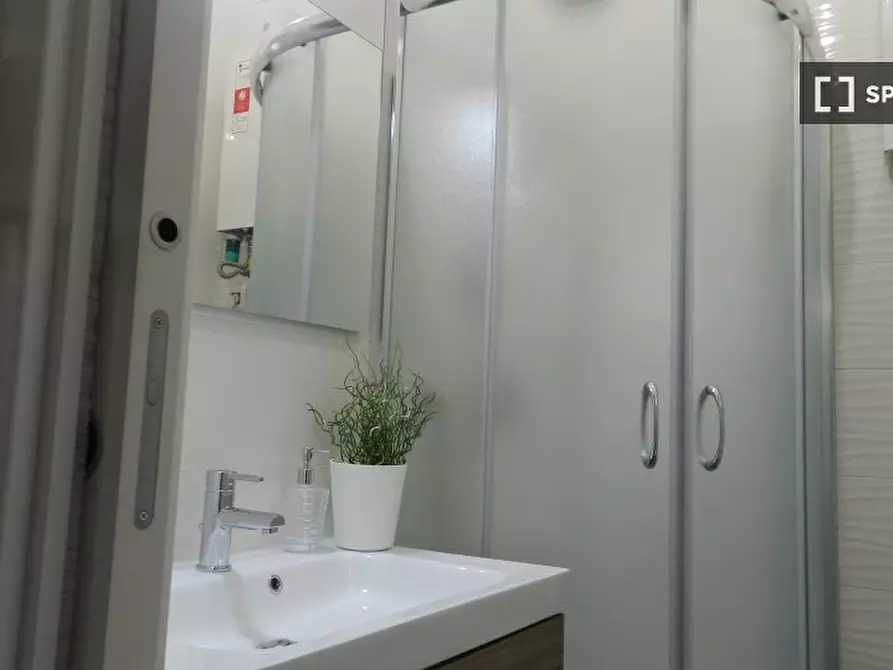 Immagine 2 di Appartamento in affitto  in Via Tunisi a Roma