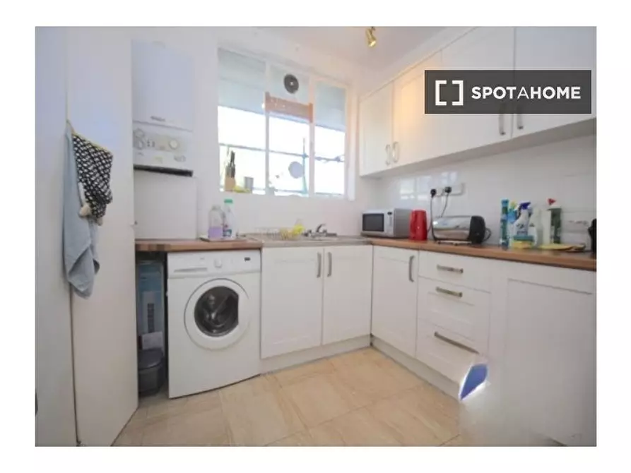 Immagine 7 di Appartamento in affitto  in Inverness Terrace a Paddington