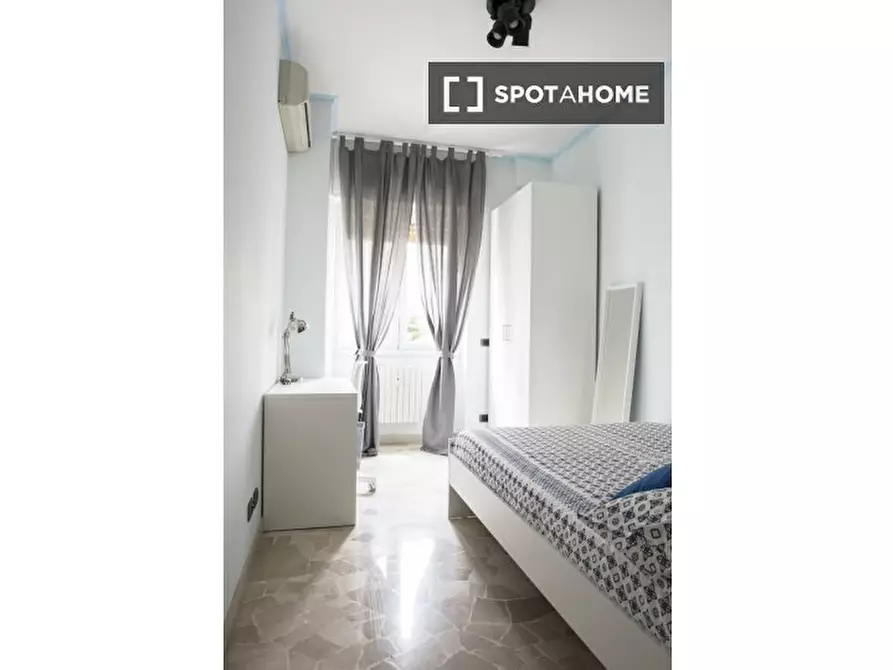 Immagine 10 di Camera condivisa in affitto  in Via Pisanello a Milano