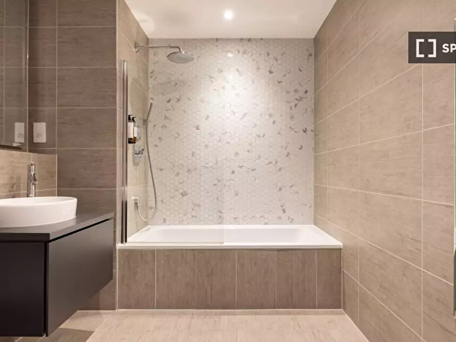 Immagine 16 di Appartamento in affitto  in Harlequin Ave a Hounslow