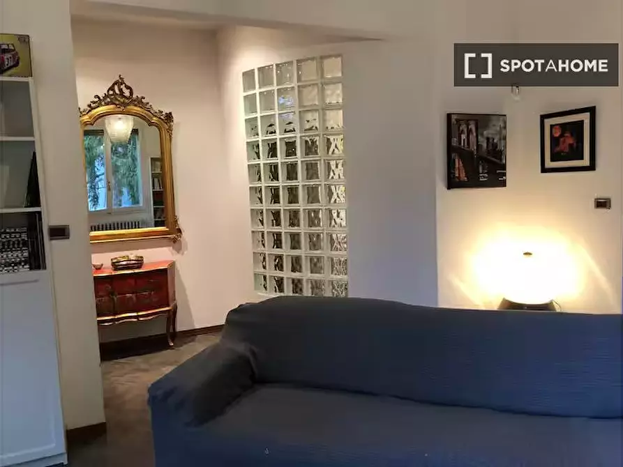 Immagine 11 di Appartamento in affitto  in Via Filippo Schiassi a Bologna