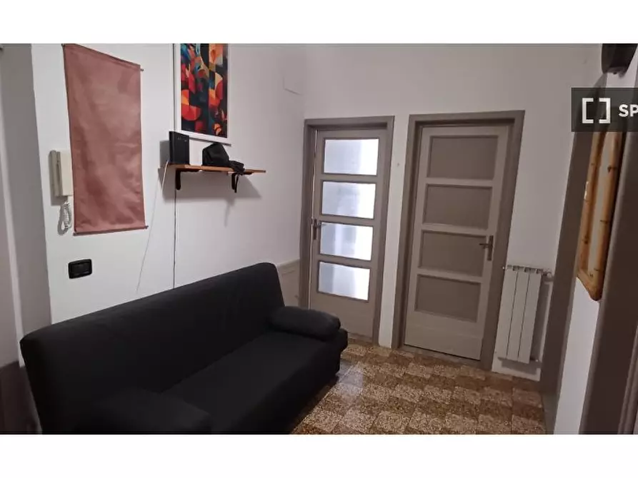 Immagine 8 di Camera condivisa in affitto  in Via Alfredo Oriani a Firenze
