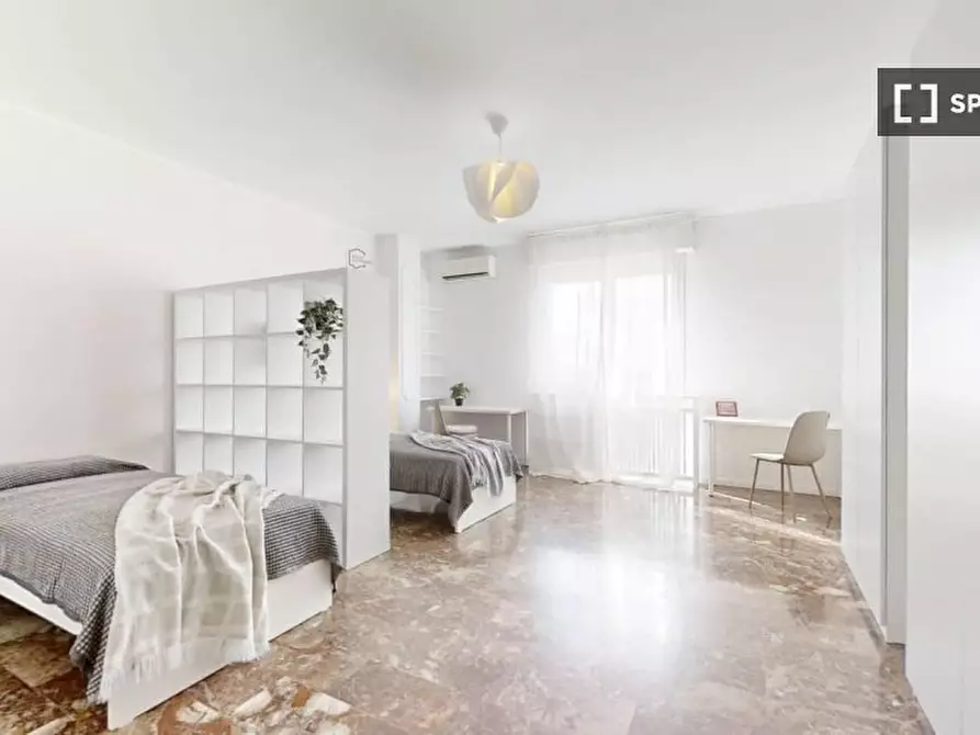 Immagine 1 di Camera condivisa in affitto  in VIA tirana a Padova