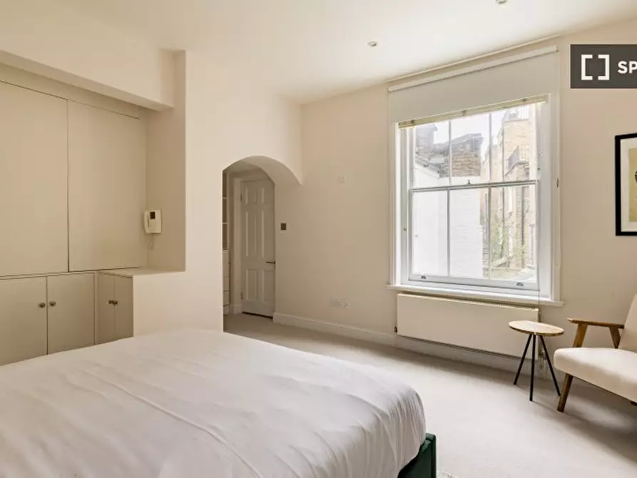 Immagine 15 di Appartamento in affitto  in Flood St a Kensington