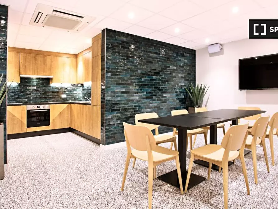 Immagine 9 di Ufficio in affitto  in Fieldgate St a Poplar