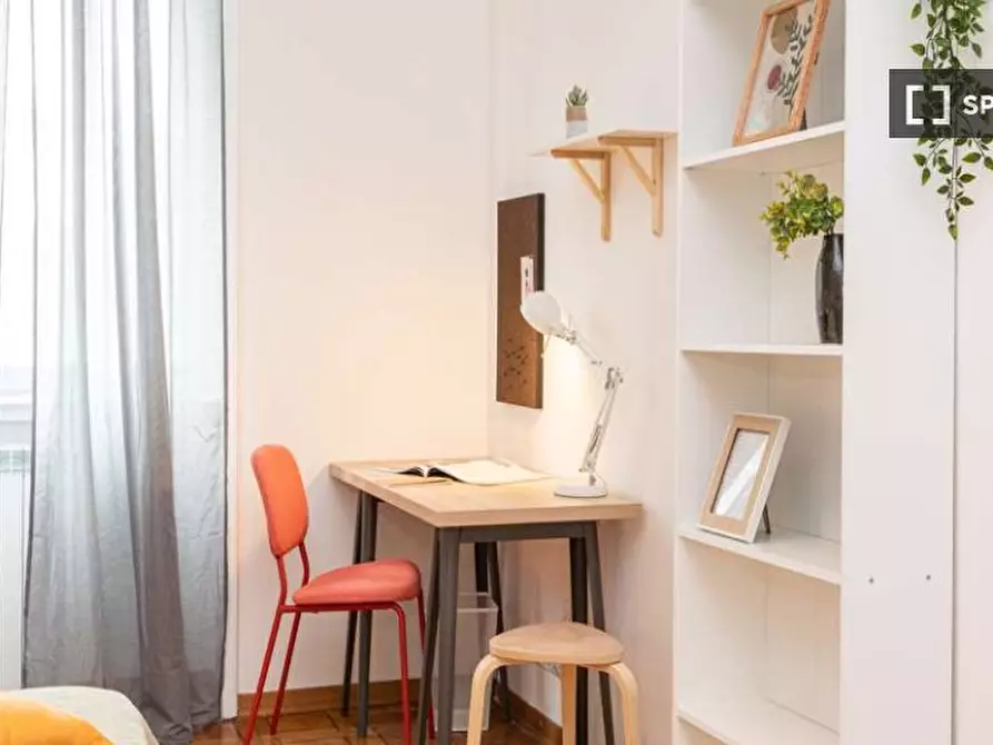 Immagine 8 di Camera condivisa in affitto  in Viale Emilio Caldara a Milano