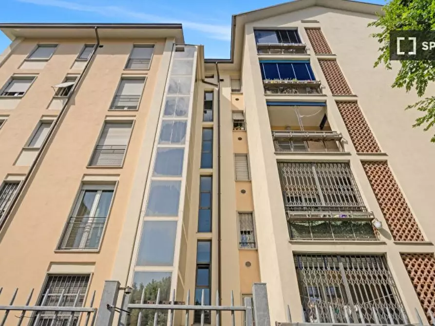Immagine 6 di Camera condivisa in affitto  in Via Demonte a Milano