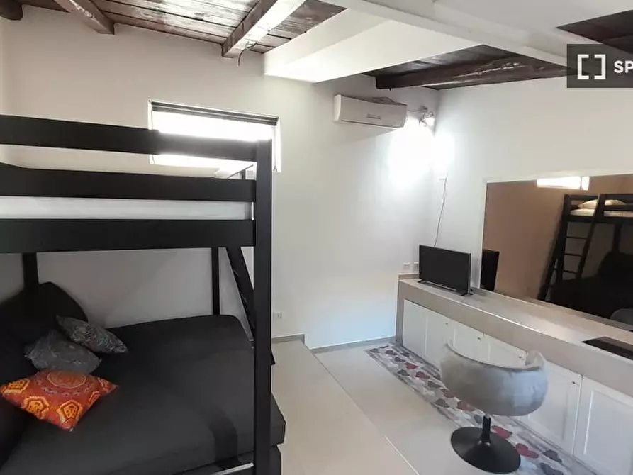 Immagine 2 di Ufficio in affitto  in Viale di Tor di Quinto a Roma