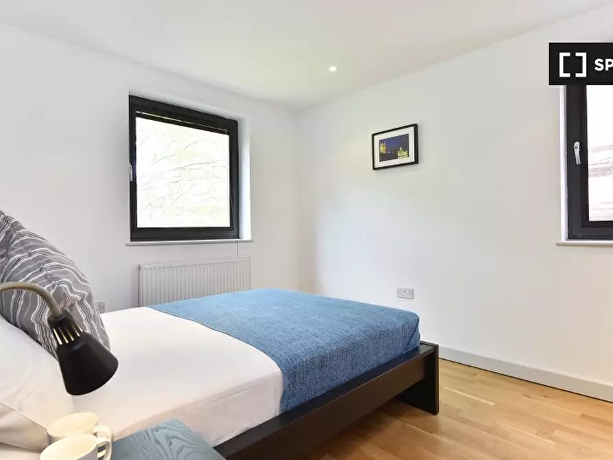 Immagine 16 di Appartamento in affitto  in Kentish Town Rd a Camden Town