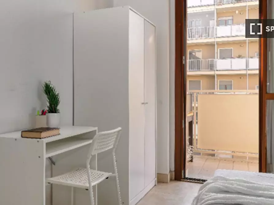 Immagine 3 di Camera condivisa in affitto  in Via Jan Palach a Milano