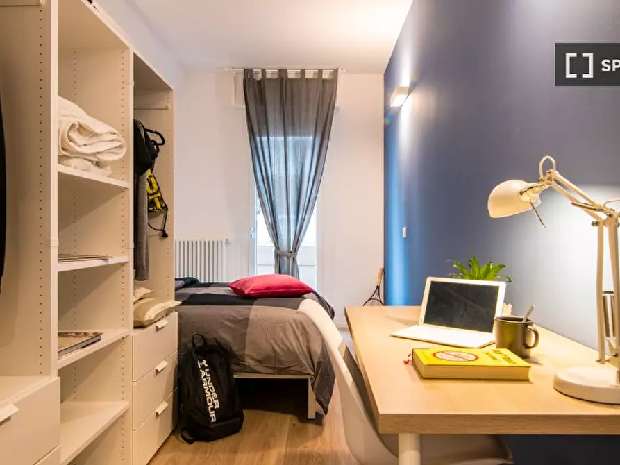 Immagine 2 di Camera condivisa in affitto  in Via Domenico Turazza a Padova