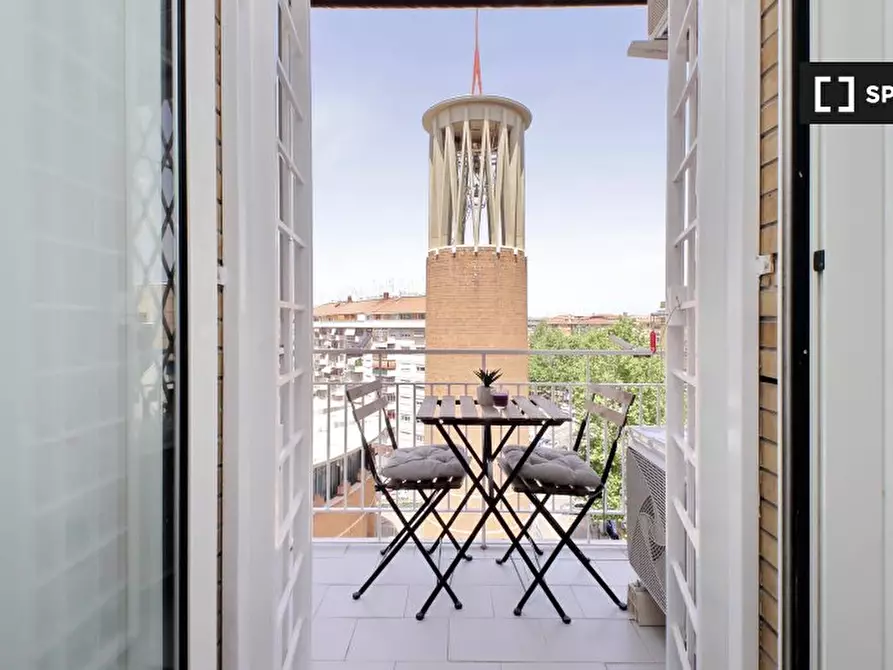 Immagine 7 di Appartamento in affitto  in Via Oderisi da Gubbio a Roma