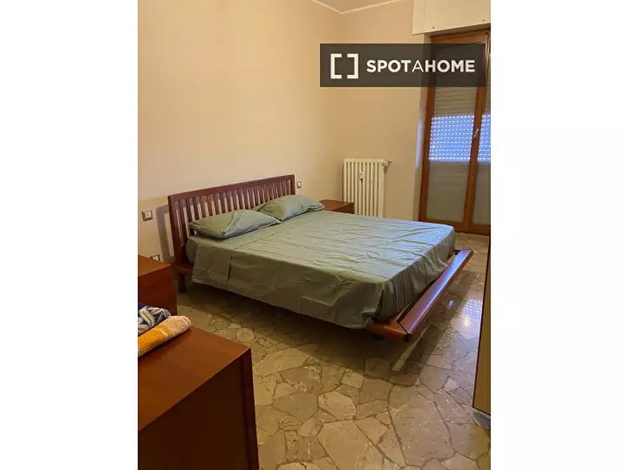 Immagine 4 di Camera condivisa in affitto  in Via XV Martiri a Vimodrone