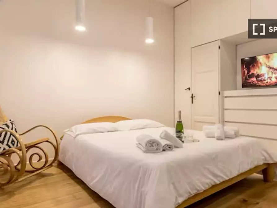 Immagine 19 di Appartamento in affitto  in Via Nemorense a Roma