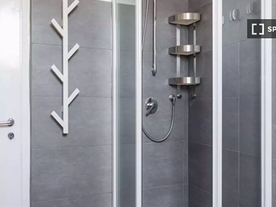 Immagine 15 di Camera condivisa in affitto  in Via Dei Salici Milan a Milano