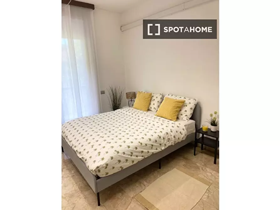 Immagine 18 di Camera condivisa in affitto  in Via Antonio Canova a Milano