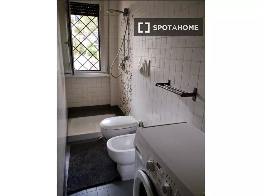 Immagine 8 di Ufficio in affitto  in Via Giovanni Treccani a Roma