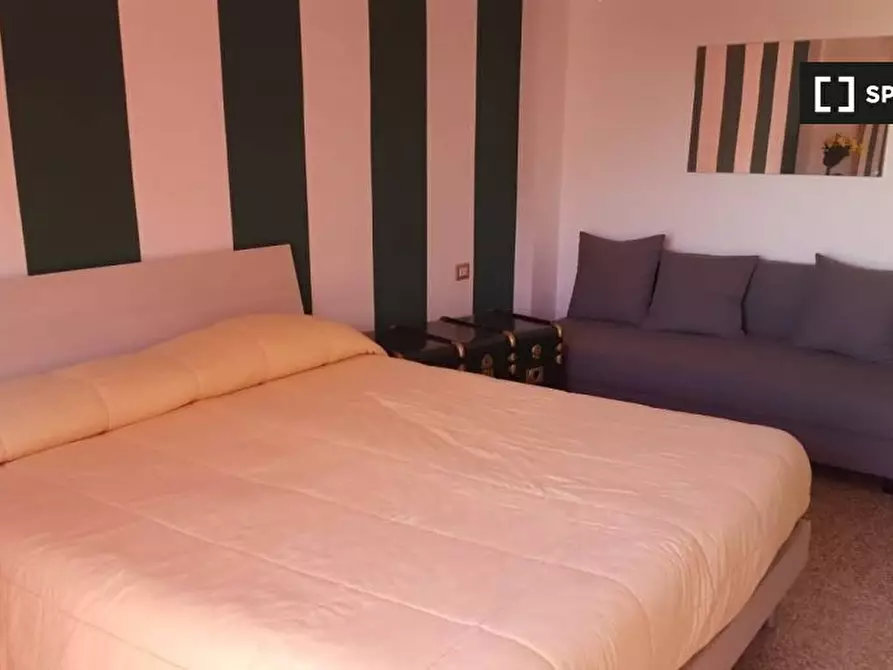 Immagine 2 di Camera condivisa in affitto  in Via S. Paolino a Milano