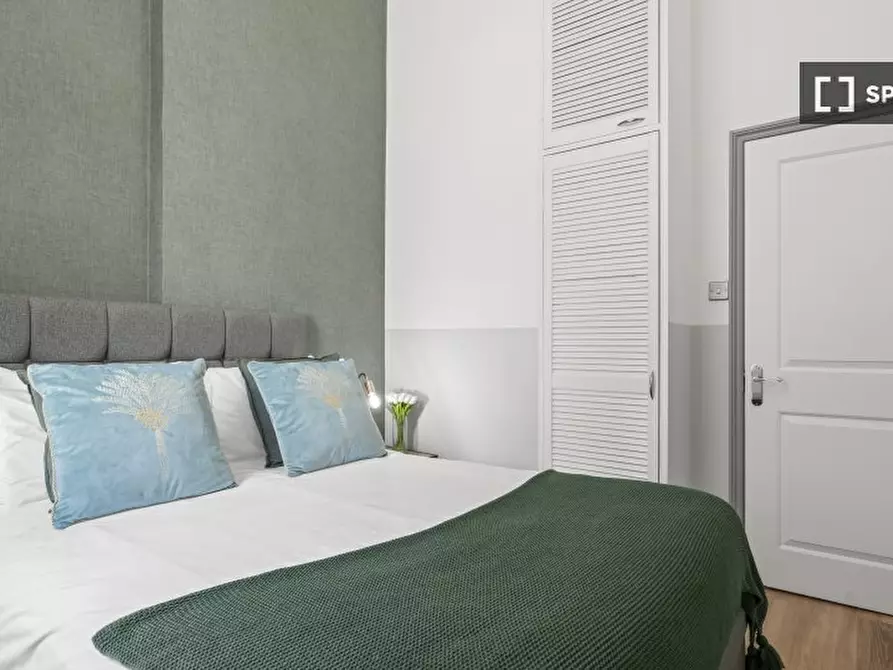 Immagine 15 di Appartamento in affitto  in Nevern Rd a Kensington