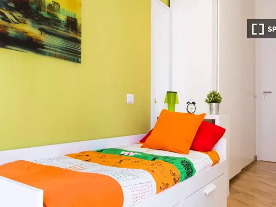 Immagine 6 di Camera condivisa in affitto  in Via Larga a Milano