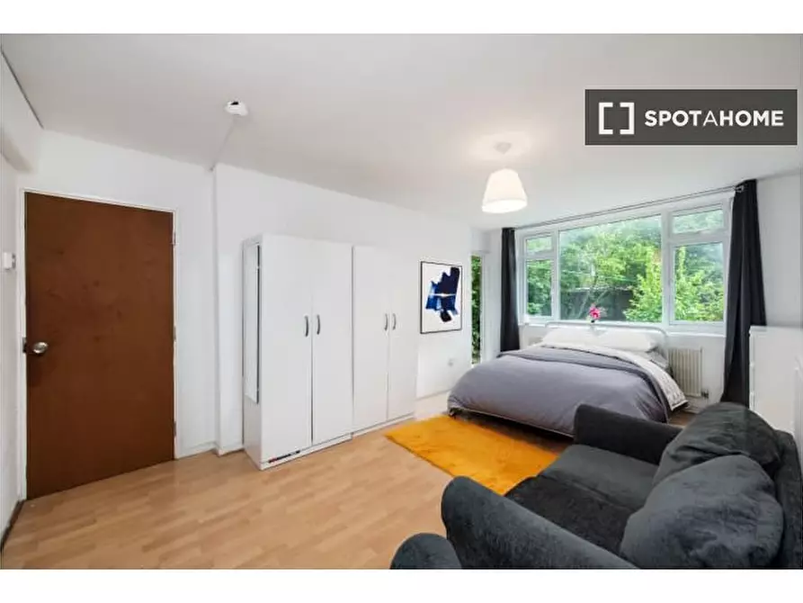 Immagine 15 di Camera condivisa in affitto  in Patmore St a Lambeth