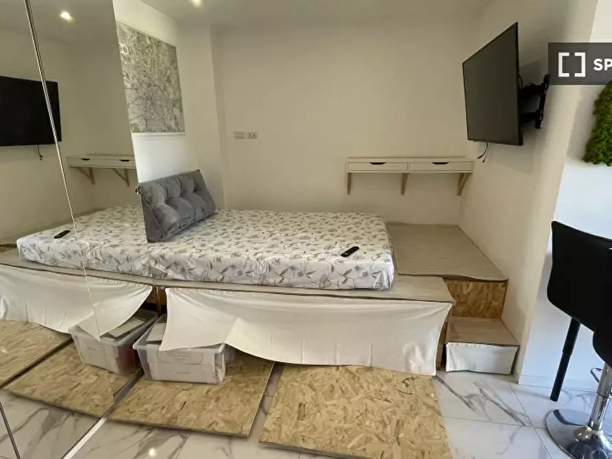 Immagine 11 di Ufficio in affitto  in Via Bari a Milano