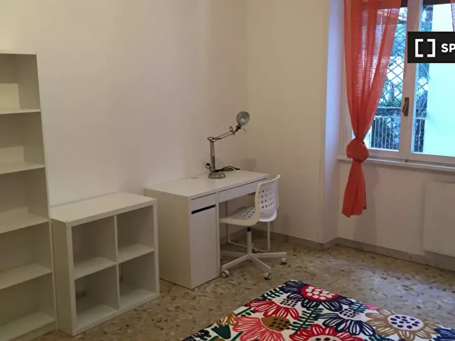 Immagine 3 di Camera condivisa in affitto  in Viale Prospero Colonna a Roma