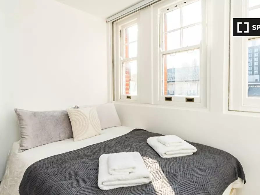 Immagine 15 di Appartamento in affitto  in Coldharbour a Poplar