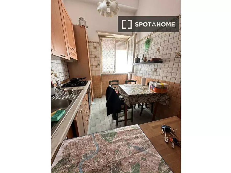 Immagine 6 di Appartamento in affitto  in Via Campello sul Clitunno a Roma