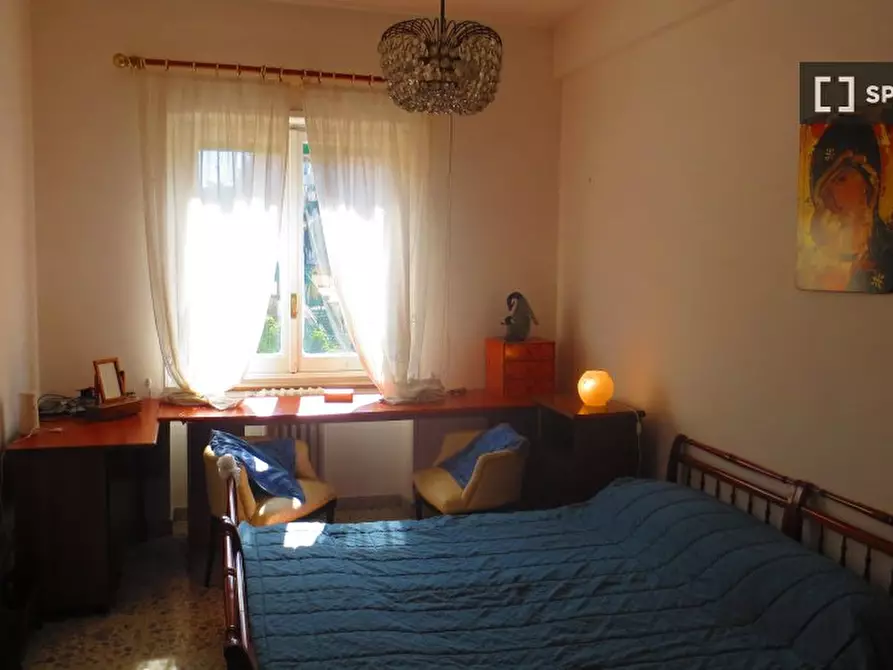 Immagine 4 di Camera condivisa in affitto  in Via Appiano a Roma