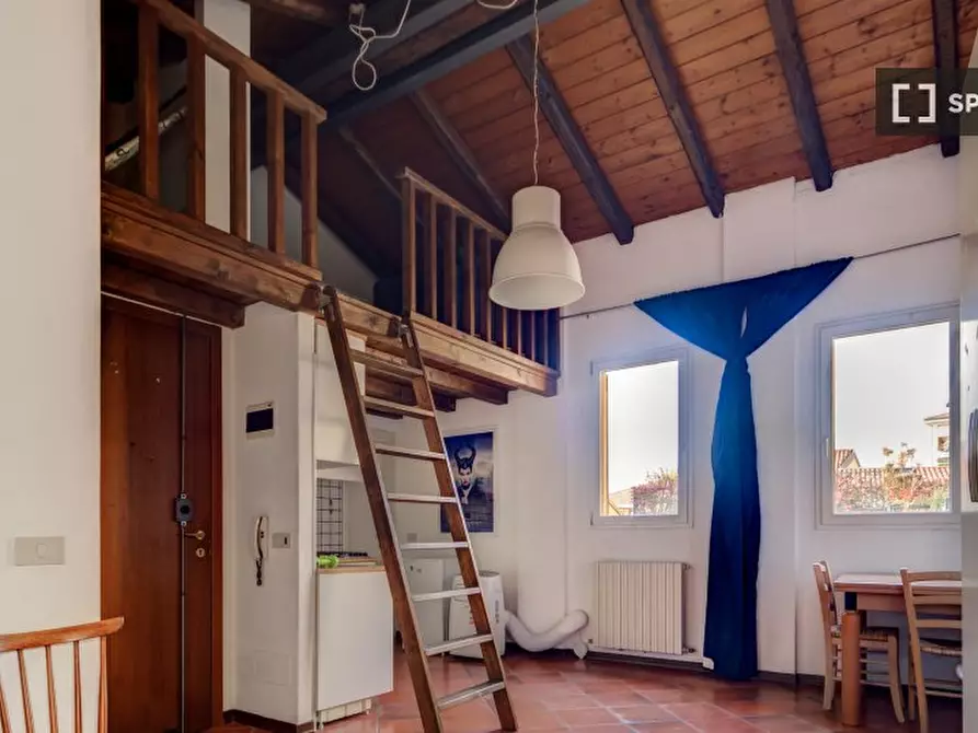 Immagine 2 di Ufficio in affitto  in Via Nosadella a Bologna