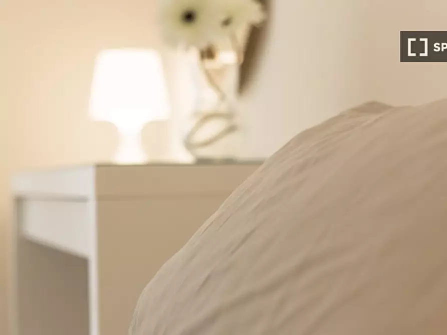 Immagine 6 di Camera condivisa in affitto  in Viale Marco Fulvio Nobiliore, 00175 Roma RM, Italy a Roma