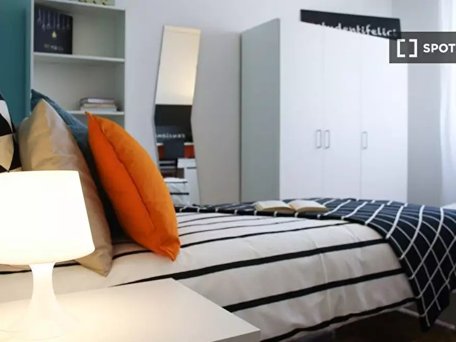 Immagine 3 di Camera condivisa in affitto  in Pusterla a Brescia