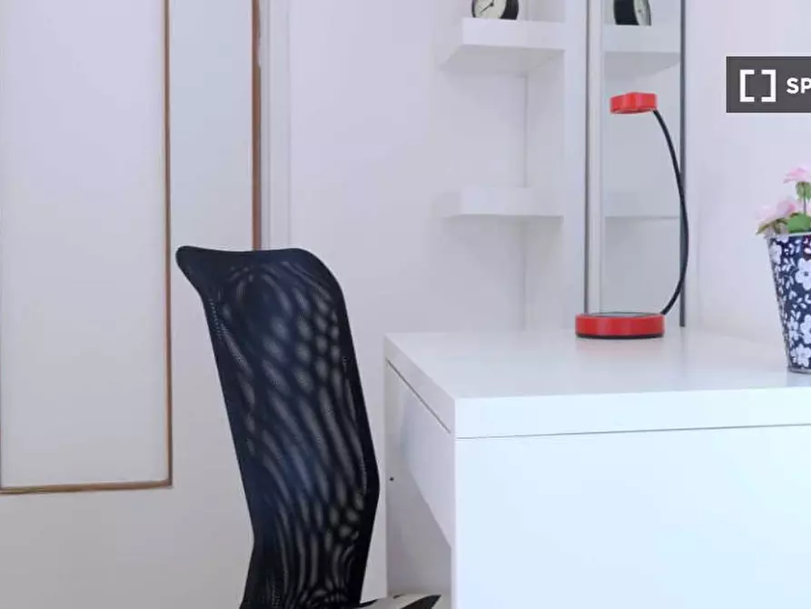 Immagine 7 di Camera condivisa in affitto  in Via Salvatore Barzilai a Milano