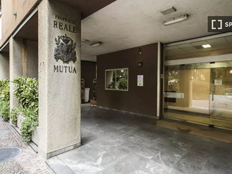 Immagine 17 di Camera condivisa in affitto  in Via Leone Tolstoi a Milano