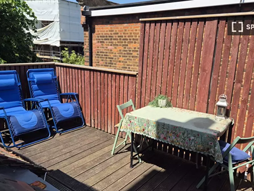 Immagine 1 di Appartamento in affitto  in Netherhall Gardens a Camden Town