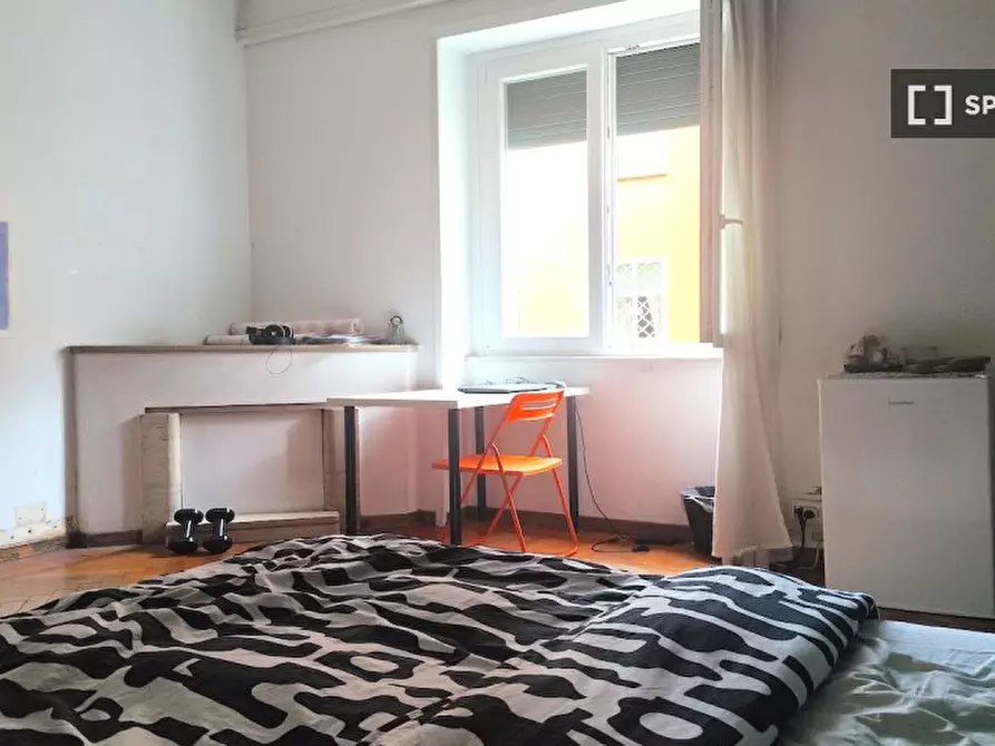 Immagine 4 di Camera condivisa in affitto  in Via Oreste Tommasini, 00162 Roma RM, Italy a Roma