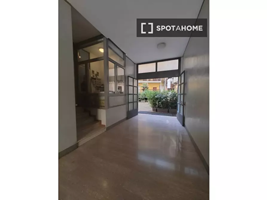 Immagine 17 di Appartamento in affitto  in Via Pietro Calvi a Milano