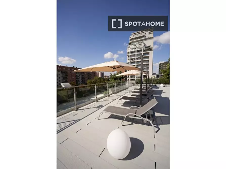 Immagine 2 di Ufficio in affitto  in Piazza Tirana a Milano