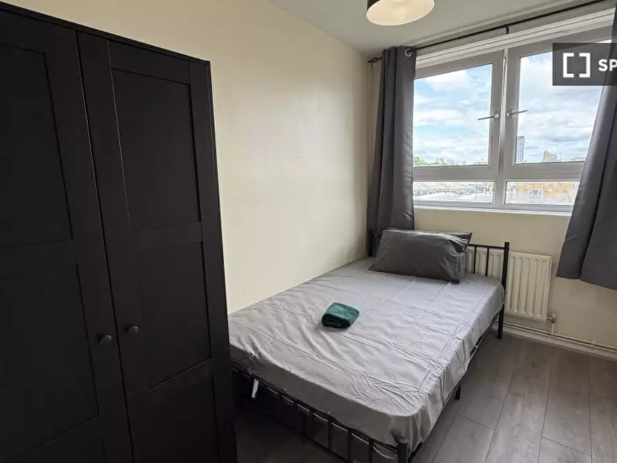 Immagine 10 di Camera condivisa in affitto  in Brownfield St a Poplar