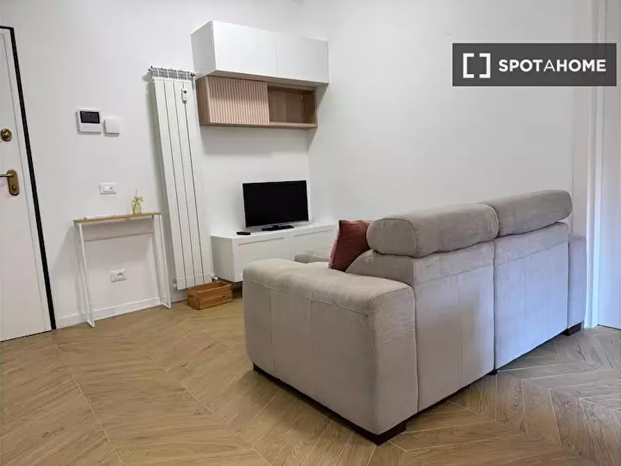 Immagine 15 di Appartamento in affitto  in Via di Casal Bruciato a Roma