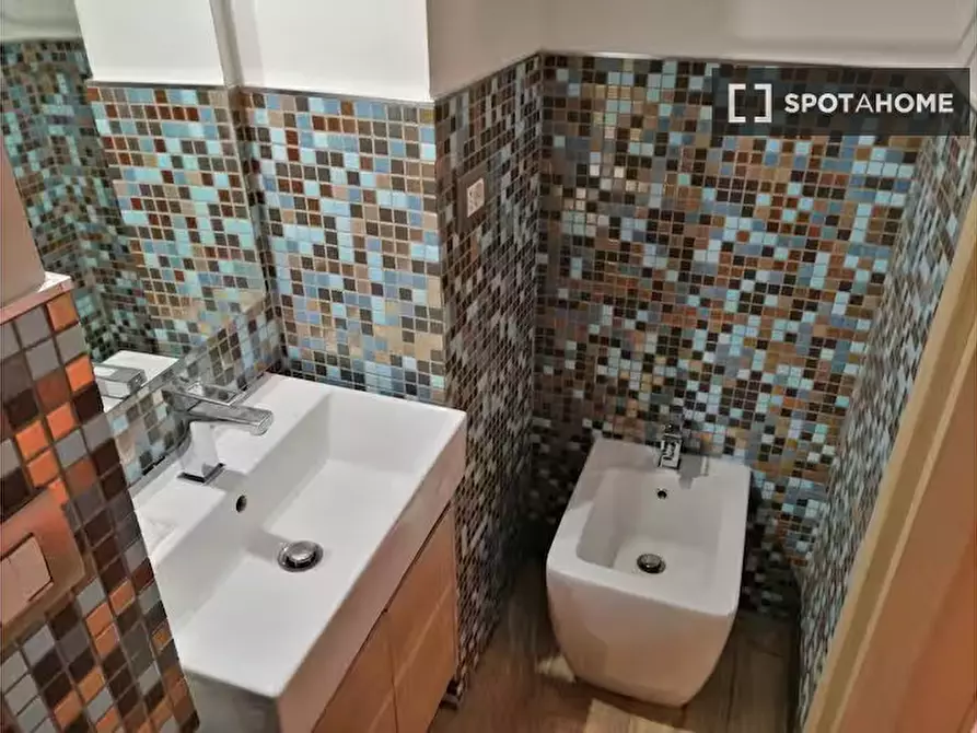 Immagine 3 di Ufficio in affitto  in Via Melchiorre Gioia a Torino