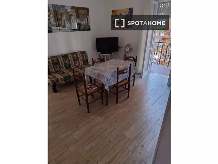 Immagine 18 di Camera condivisa in affitto  in Via Nino Bixio a Ladispoli