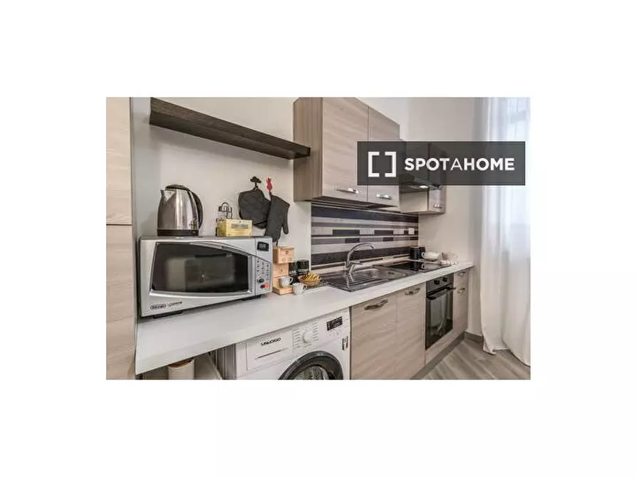 Immagine 3 di Appartamento in affitto  in Via Ferdinando Galiani a Roma