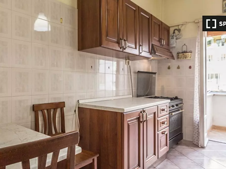 Immagine 13 di Camera condivisa in affitto  in Via Statilio Ottato a Roma