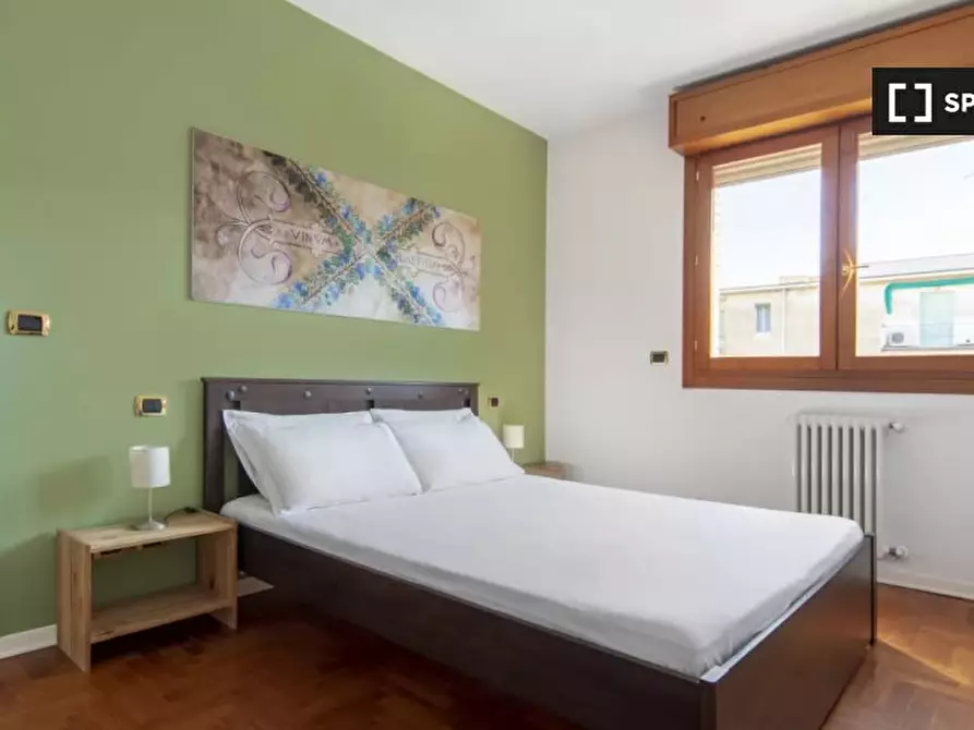 Immagine 11 di Appartamento in affitto  in Via Aurelio Saffi a Bologna