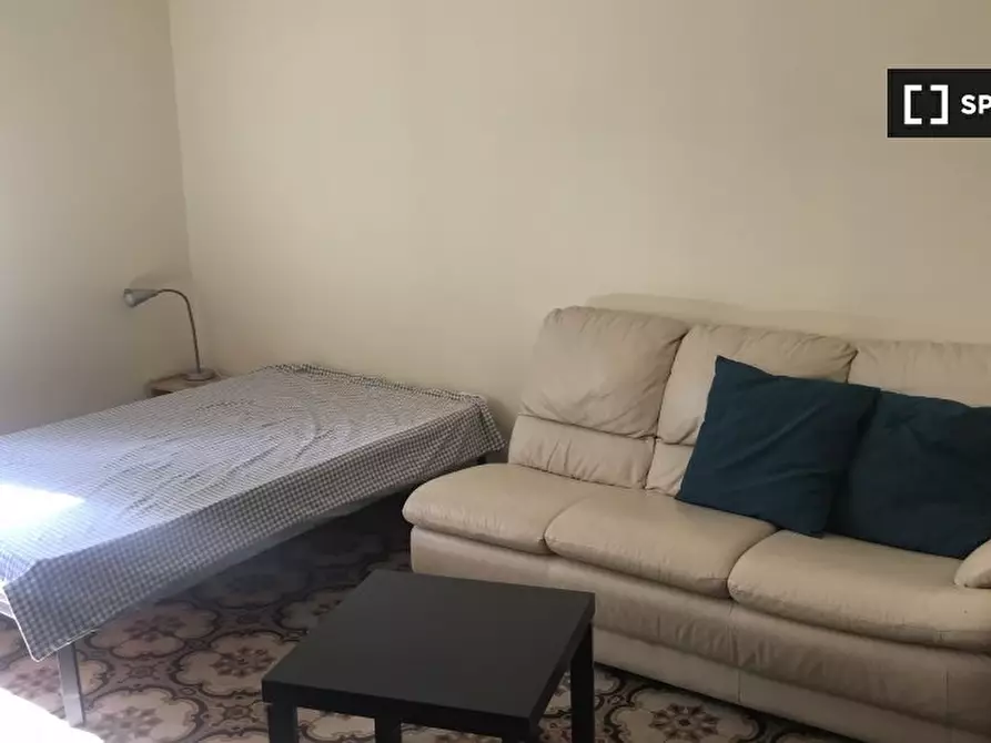 Immagine 4 di Camera condivisa in affitto  in Viale Umbria, 20135 Milano MI, Italy a Milano